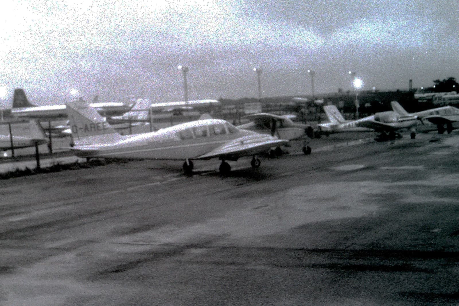 G-AREE — Aircraft