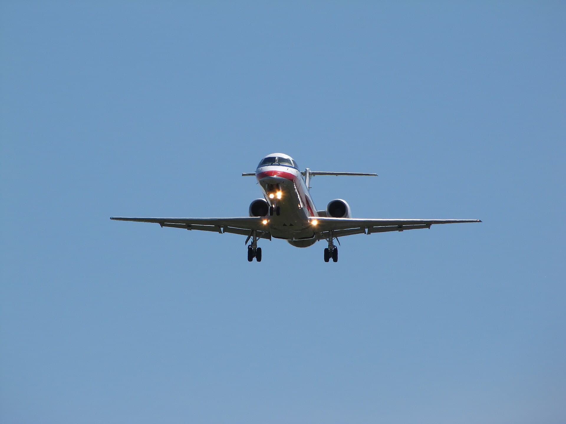 N667GB — Embraer