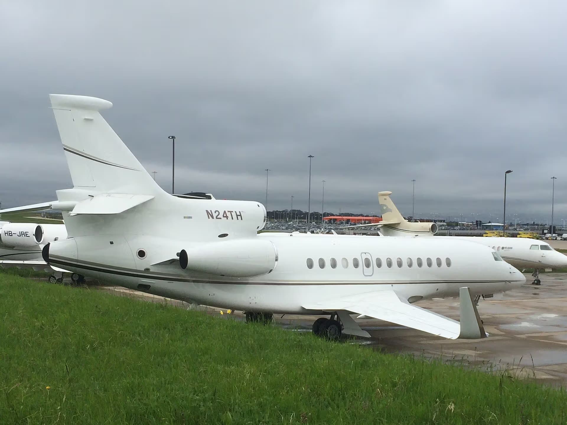 N24TH — Business jet