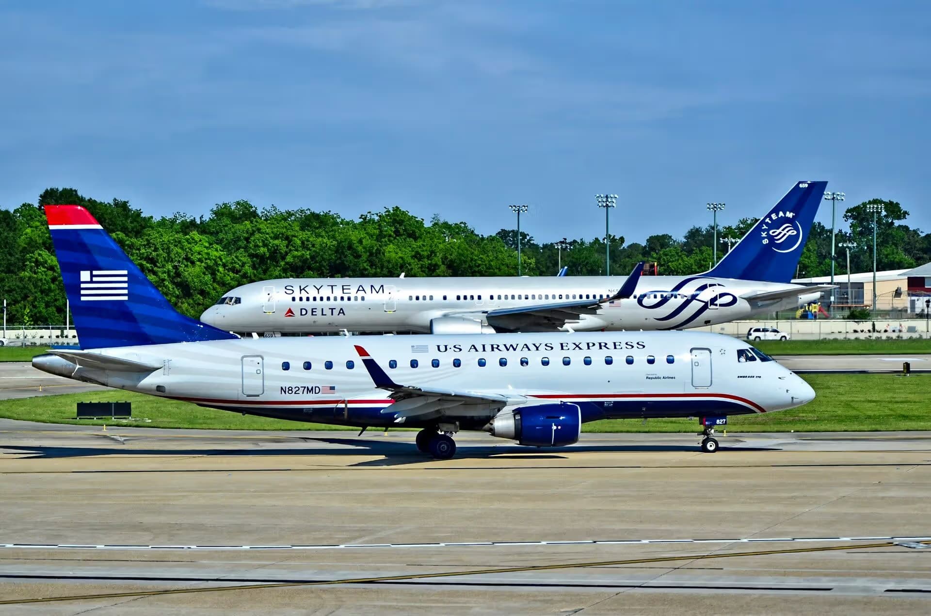 N827MD — Embraer