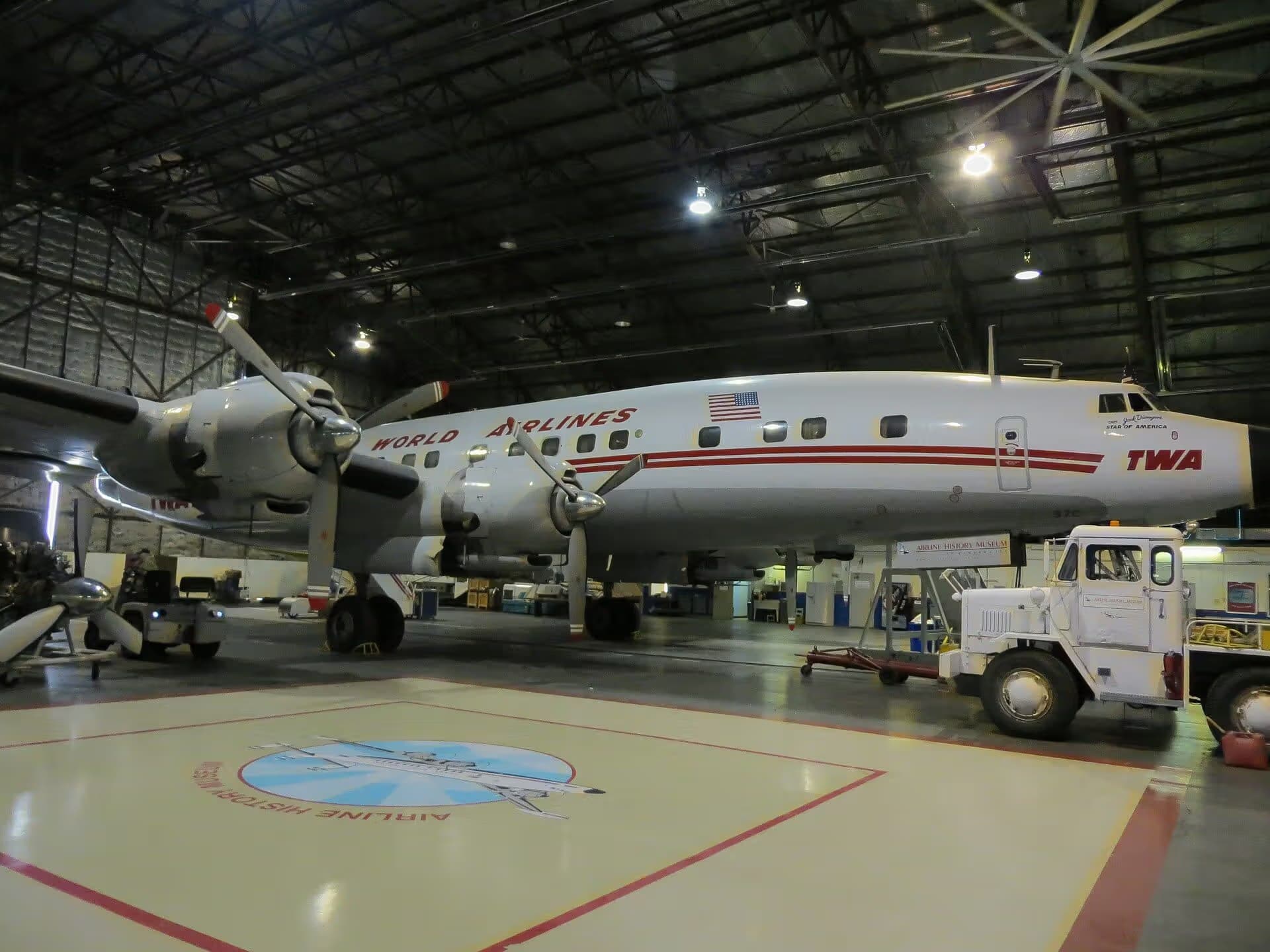 N6937C — Lockheed