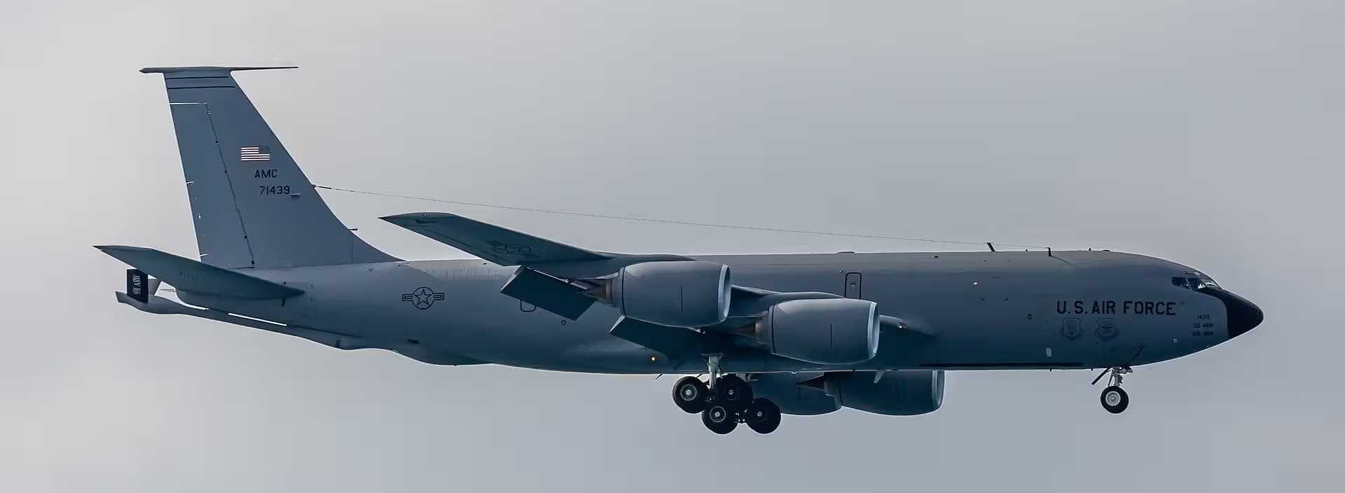 Unidentified — Boeing