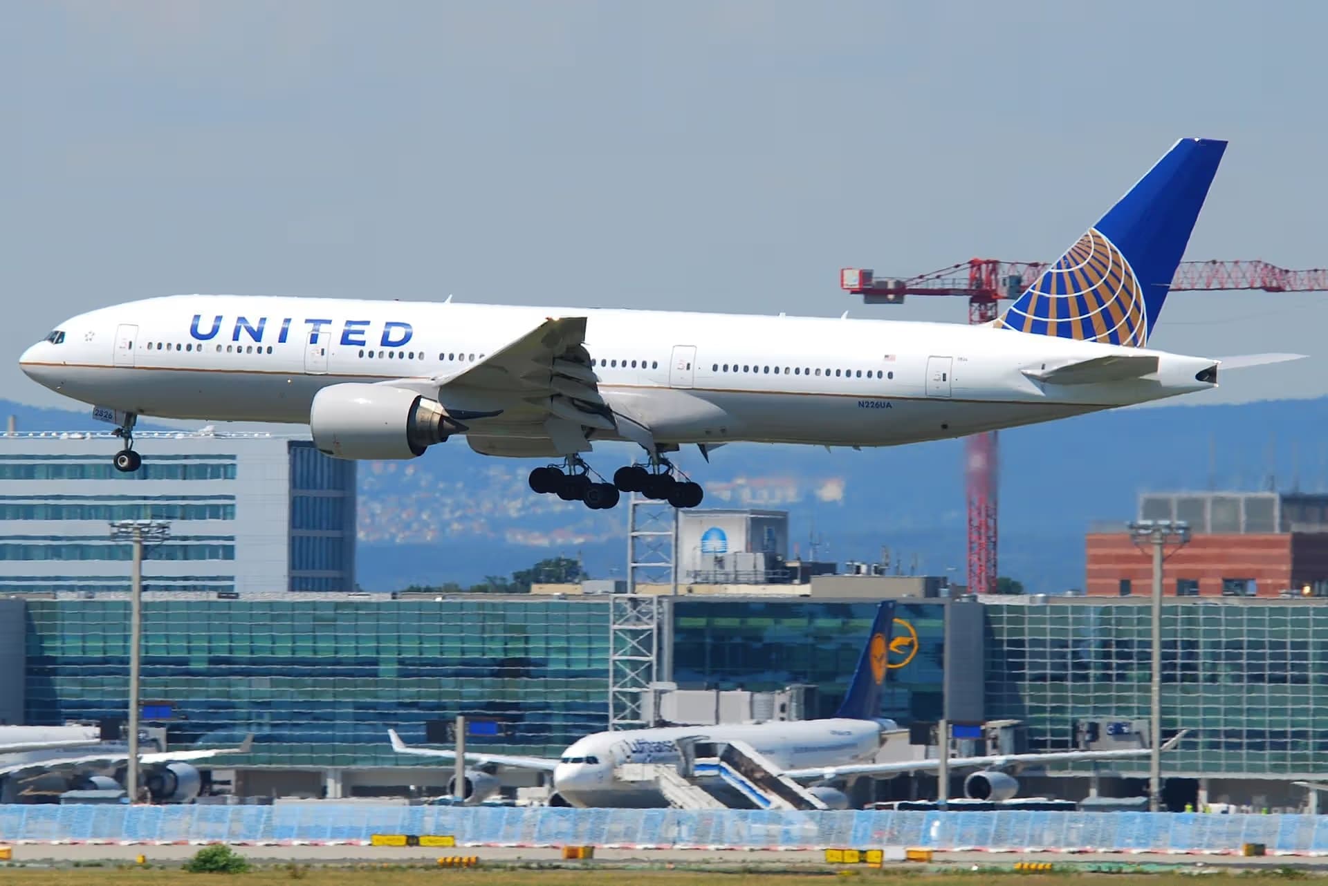 N226UA — Boeing