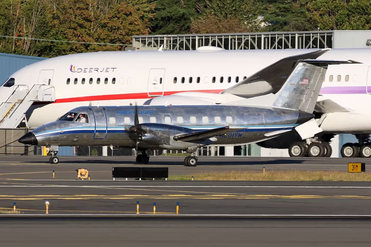 N201YW — Embraer