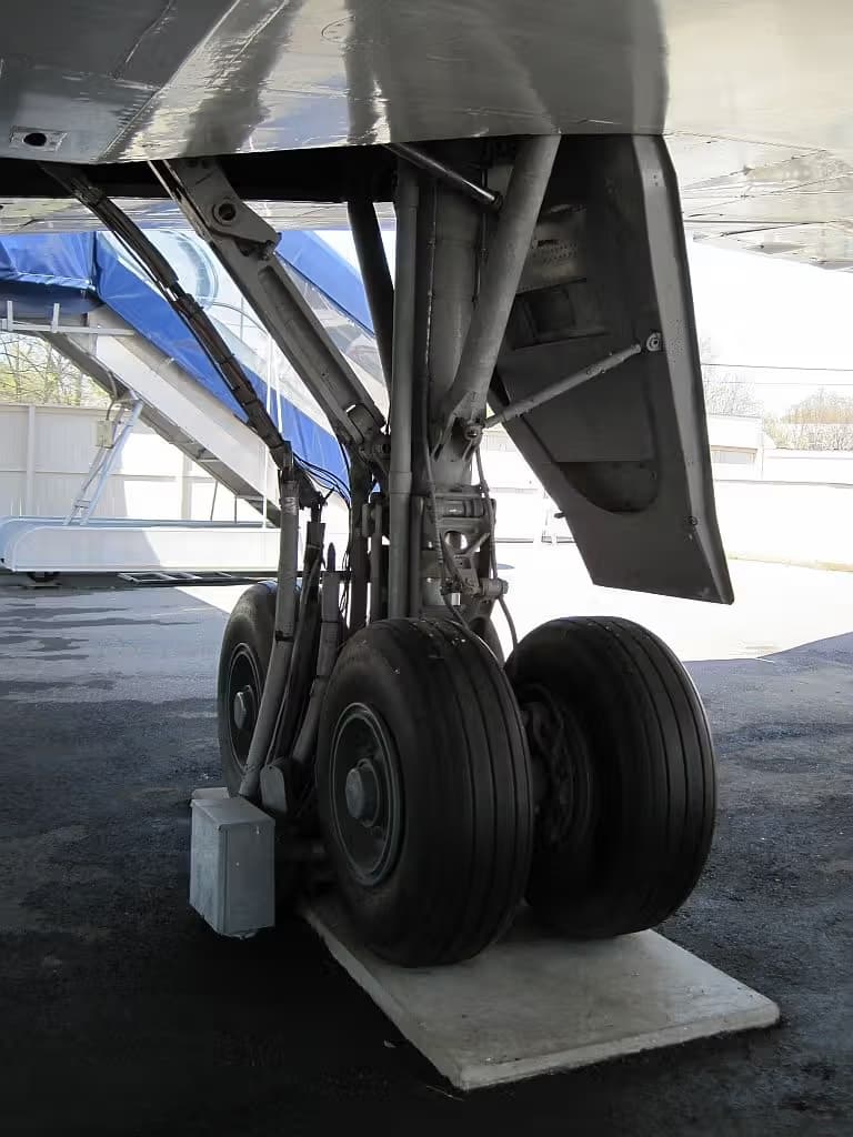 Unidentified — Aircraft