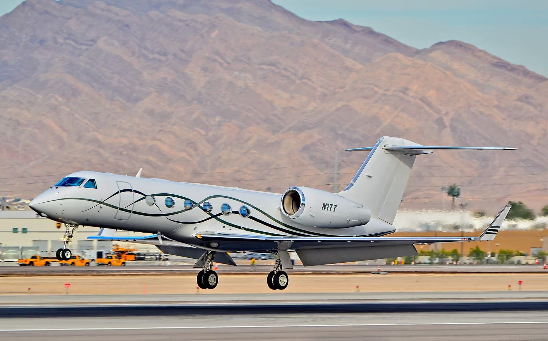 N1TT — Gulfstream
