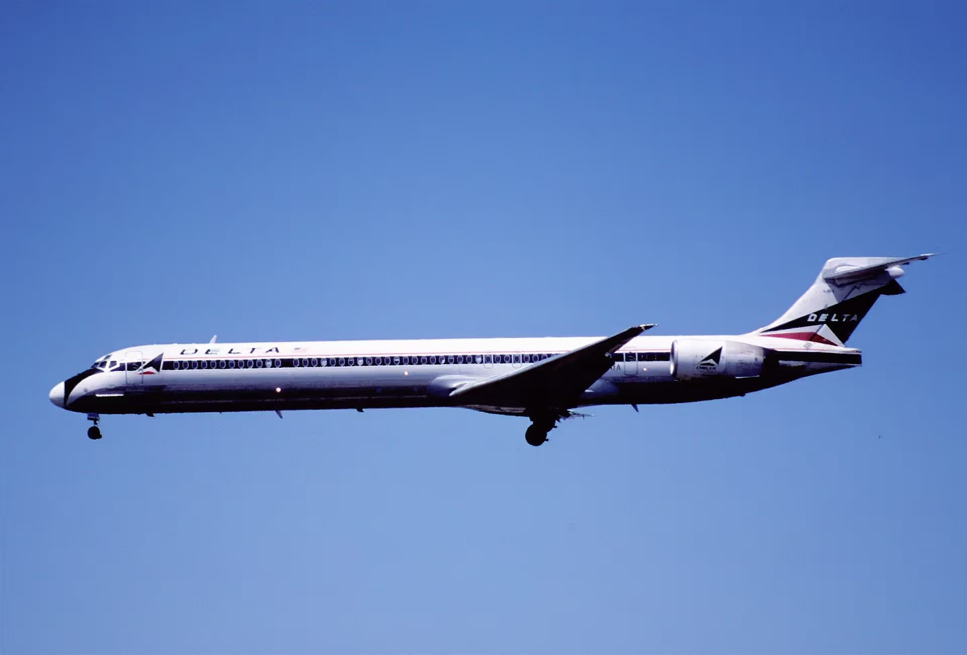 N909DA — Aircraft