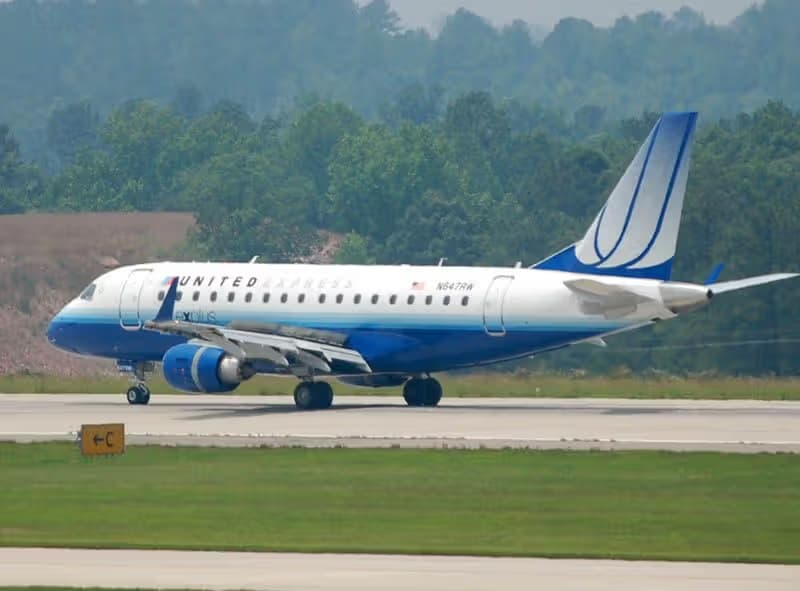 N647RW — Embraer