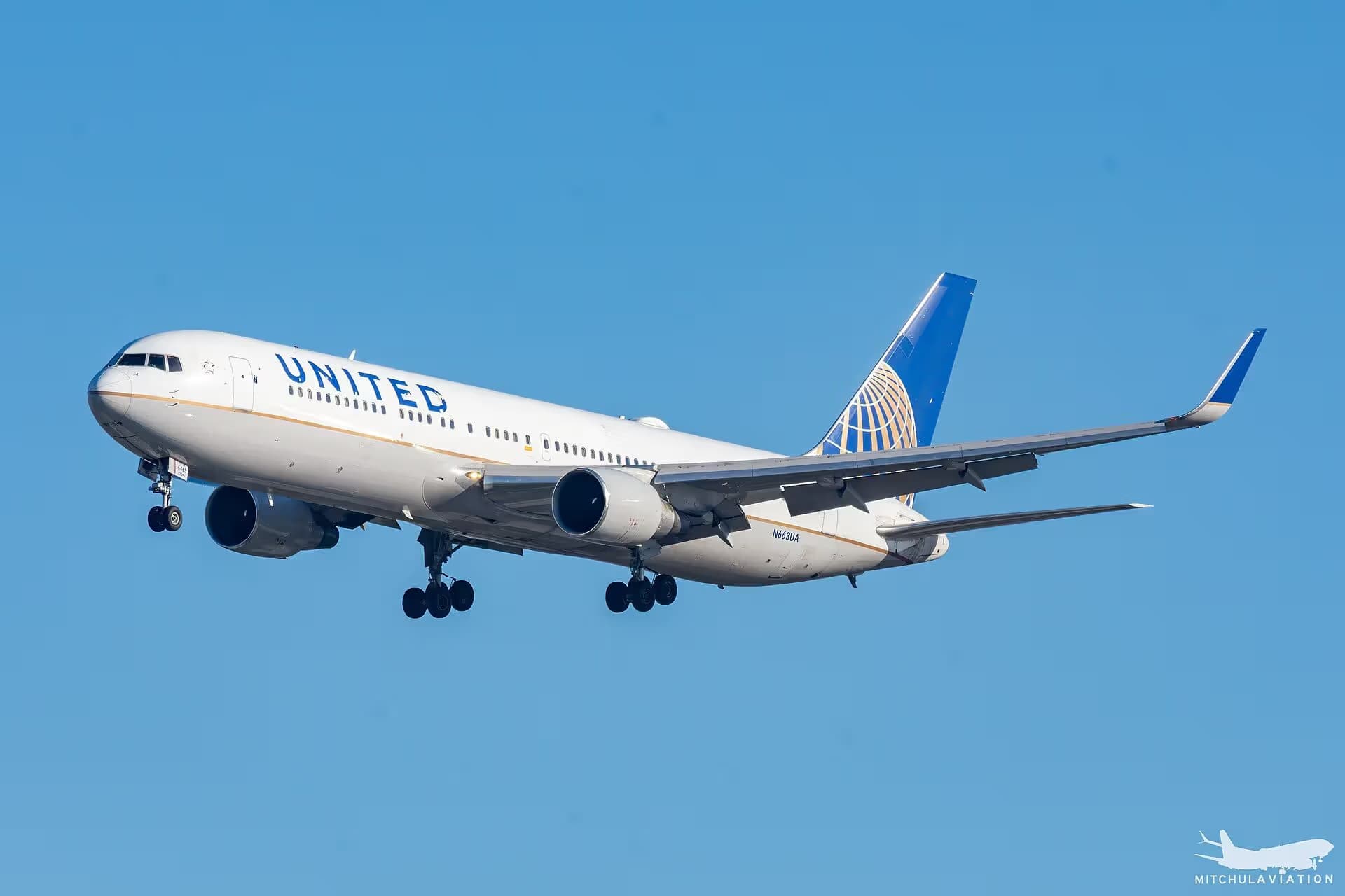 N663UA — Boeing at London Heathrow Airport