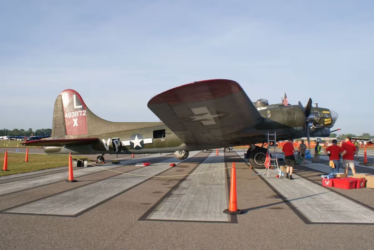 N7227C — Warbird