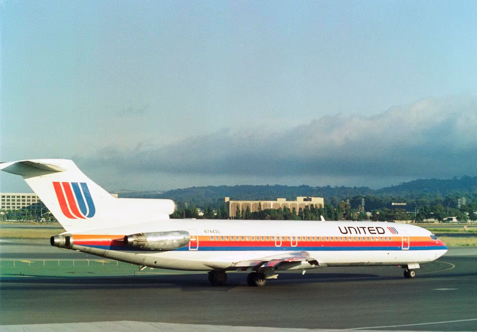 N7443U — Aircraft