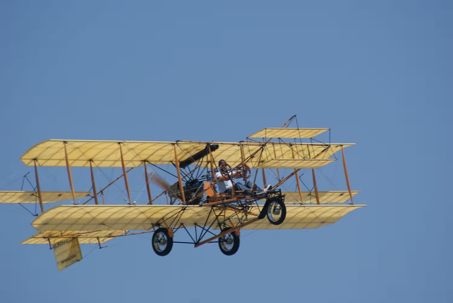 Unidentified — Aircraft