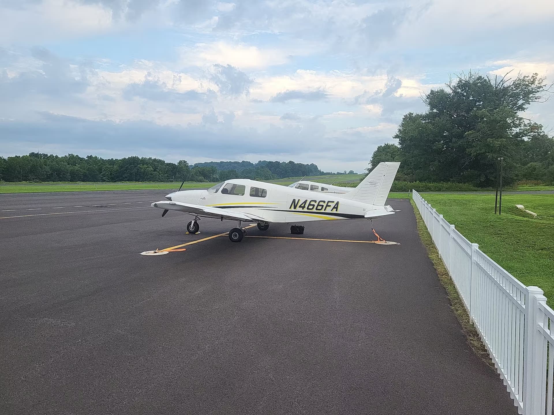 N466FA — Piper PA-28-181 at Wicker & Wings Aerodrome