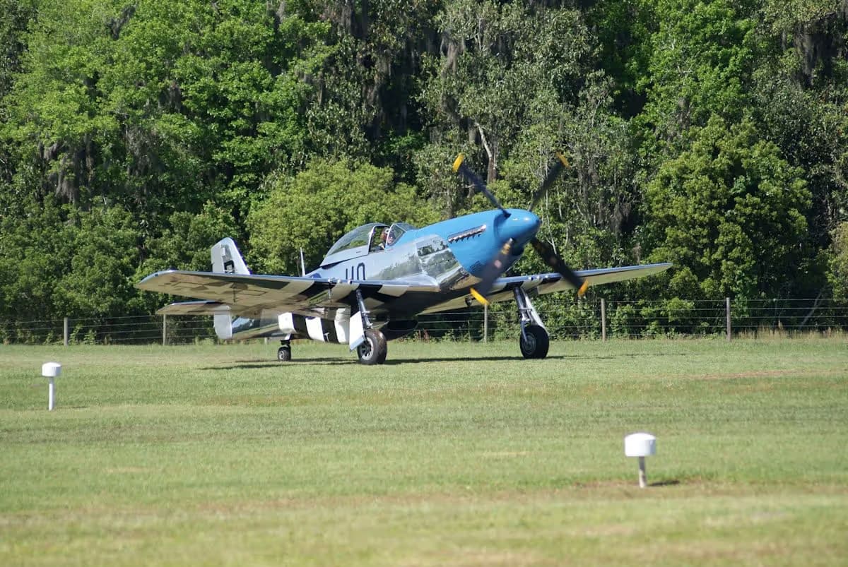 Unidentified — Warbird
