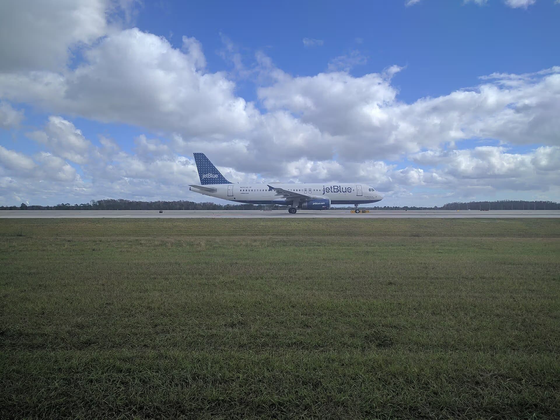 N652JB — Airbus