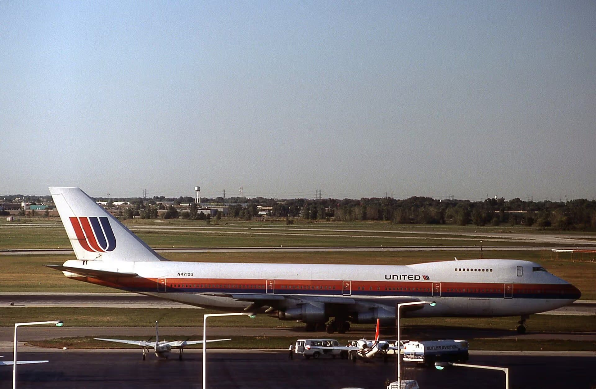 N4710U — Aircraft