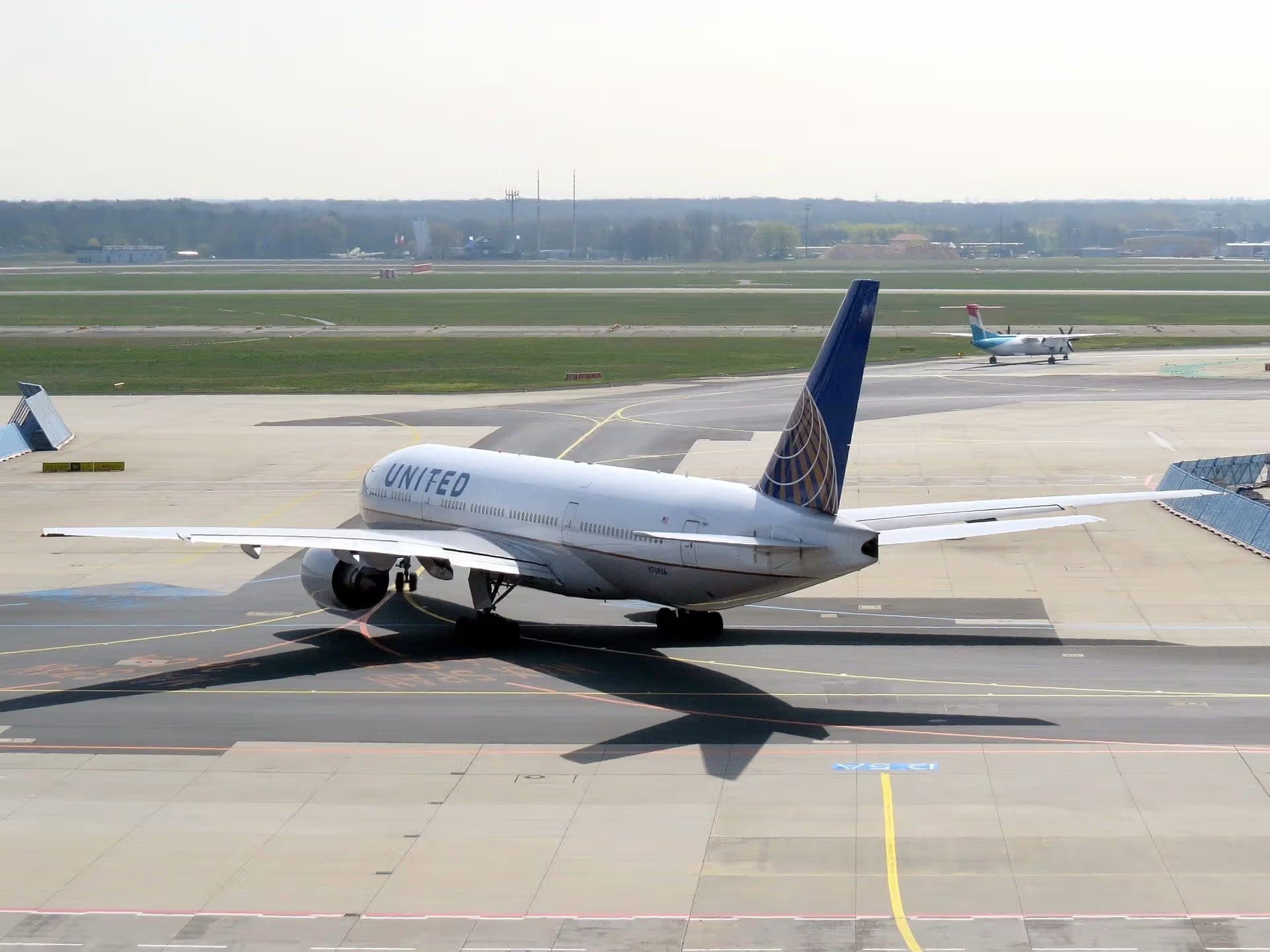 N769UA — Boeing