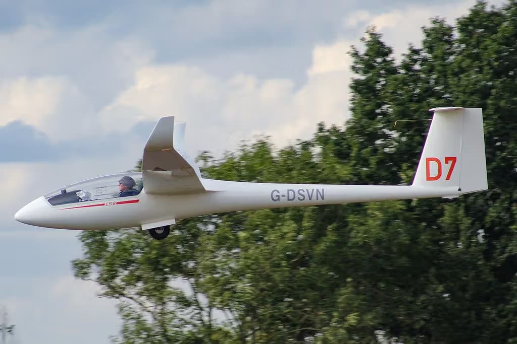 G-DSVN — Glider