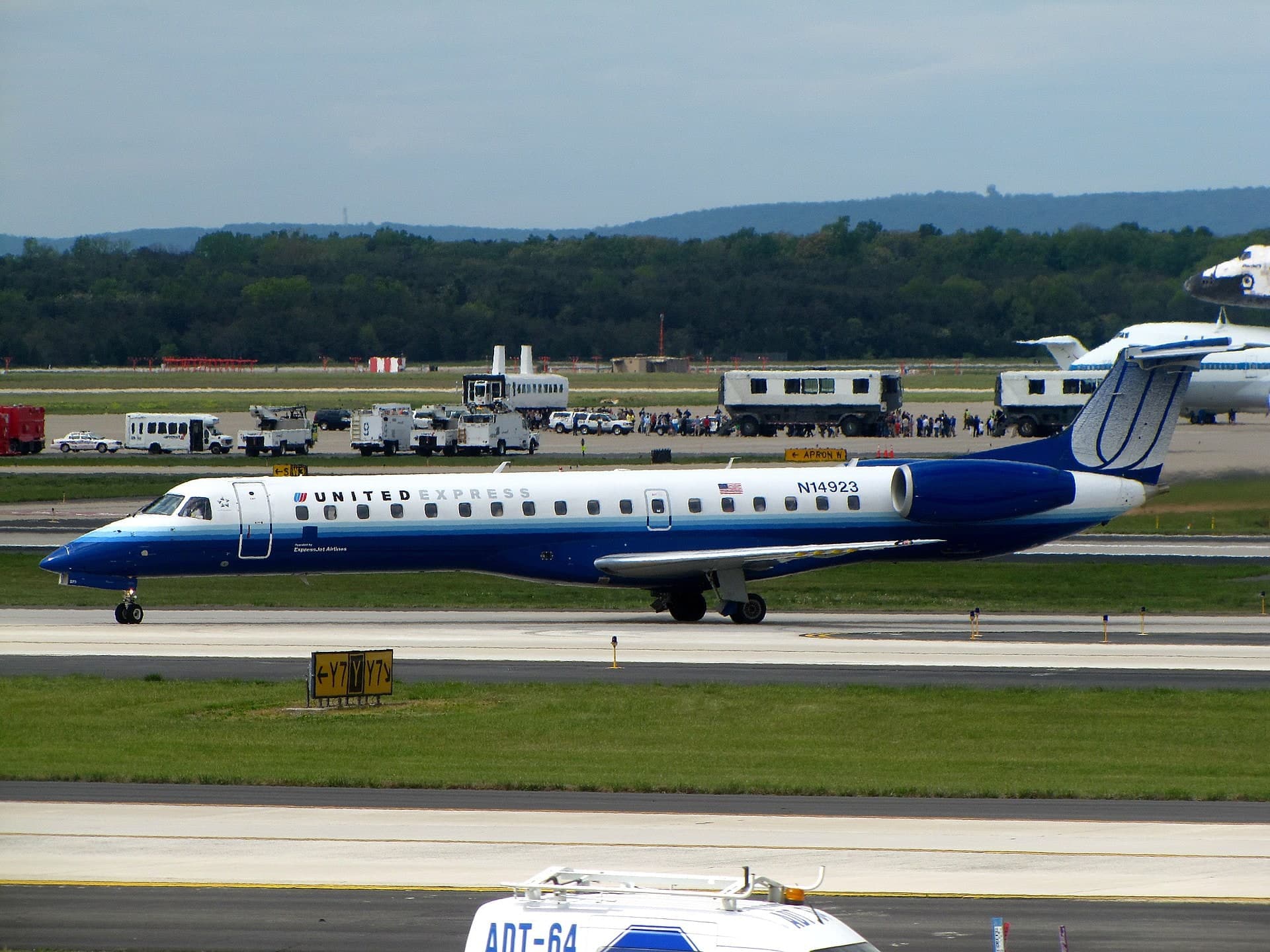 N14923 — Twin-engine aircraft