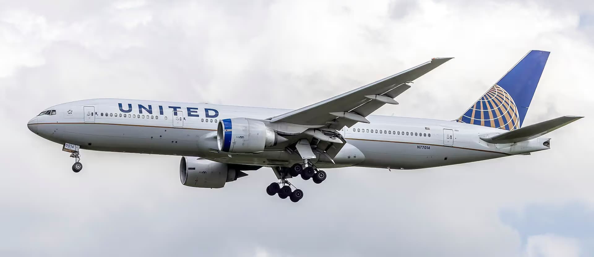 N77014 — Boeing