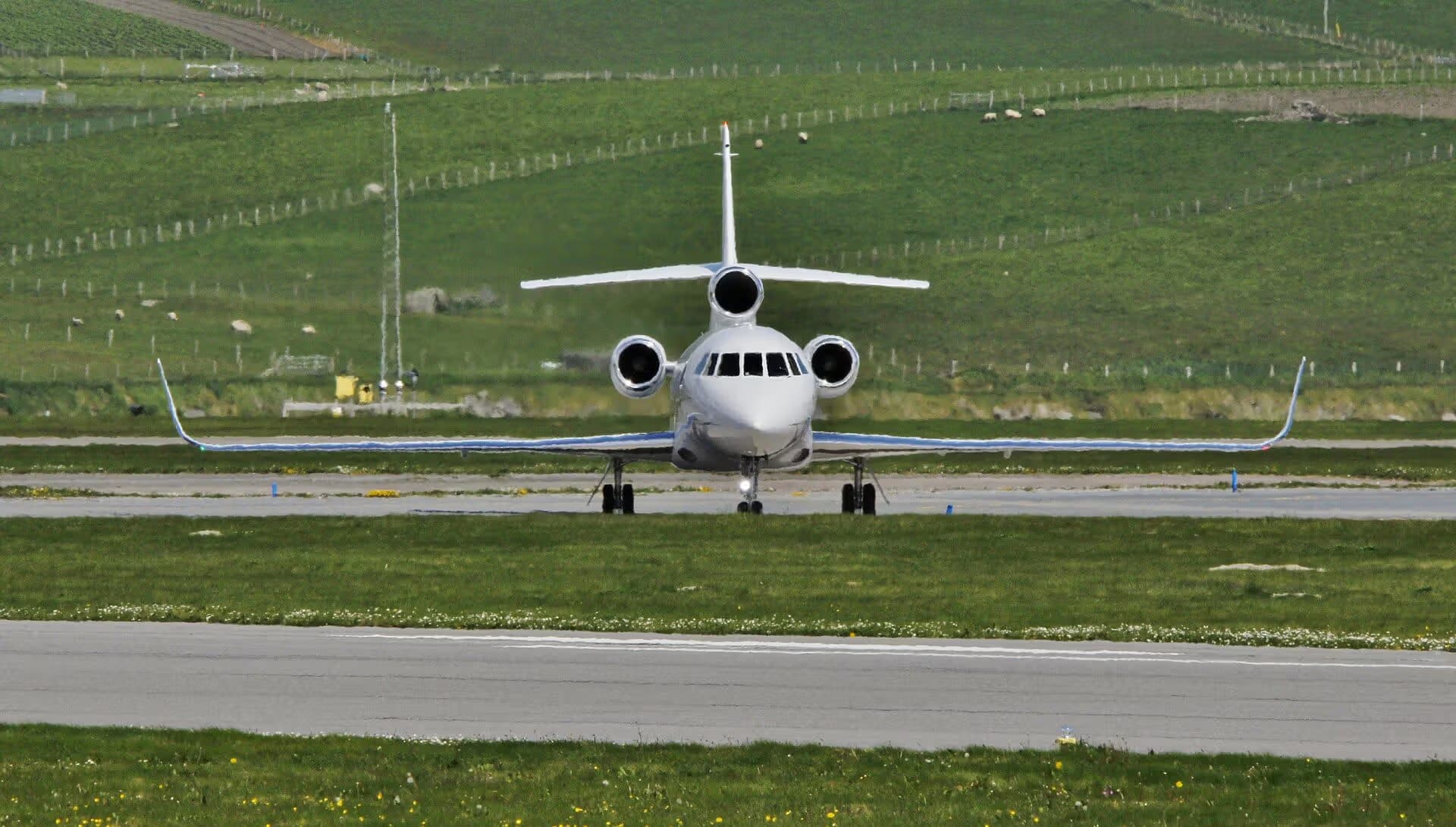 N70LF — Business jet