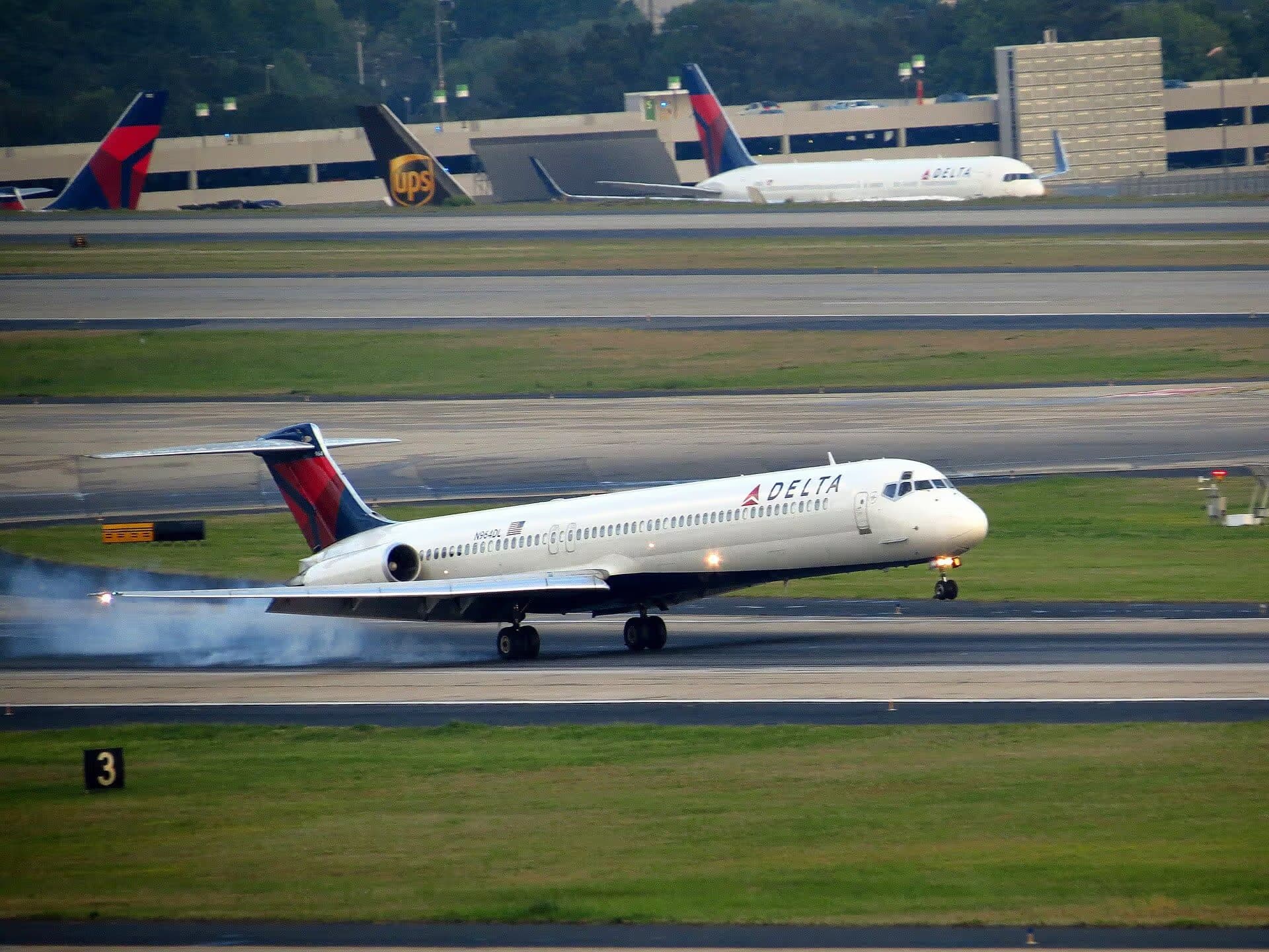 N964DL — Douglas