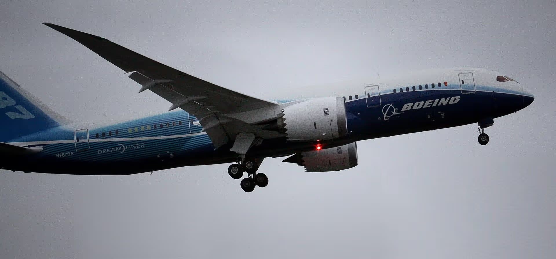 Unidentified — Boeing