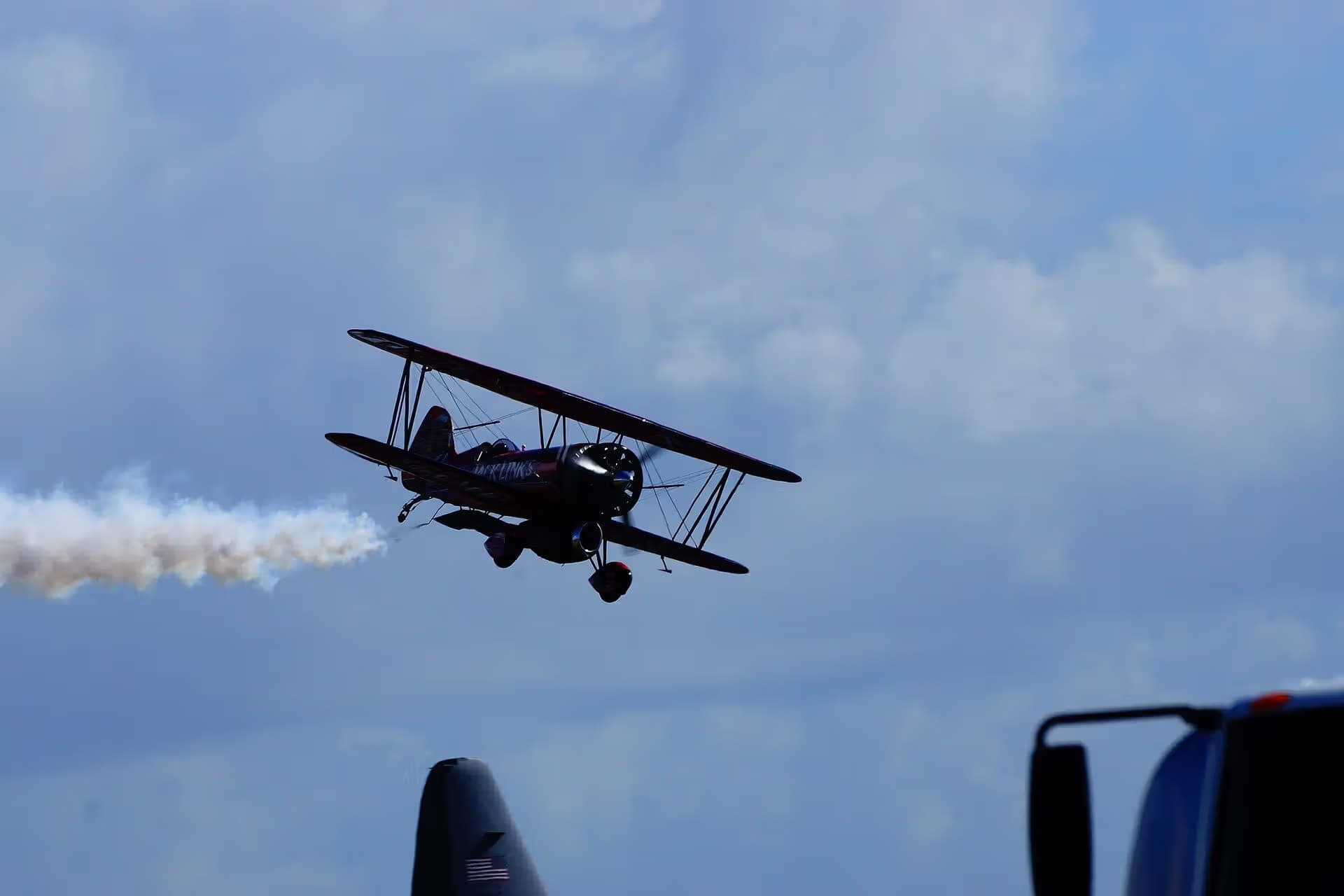 Unidentified — Aircraft