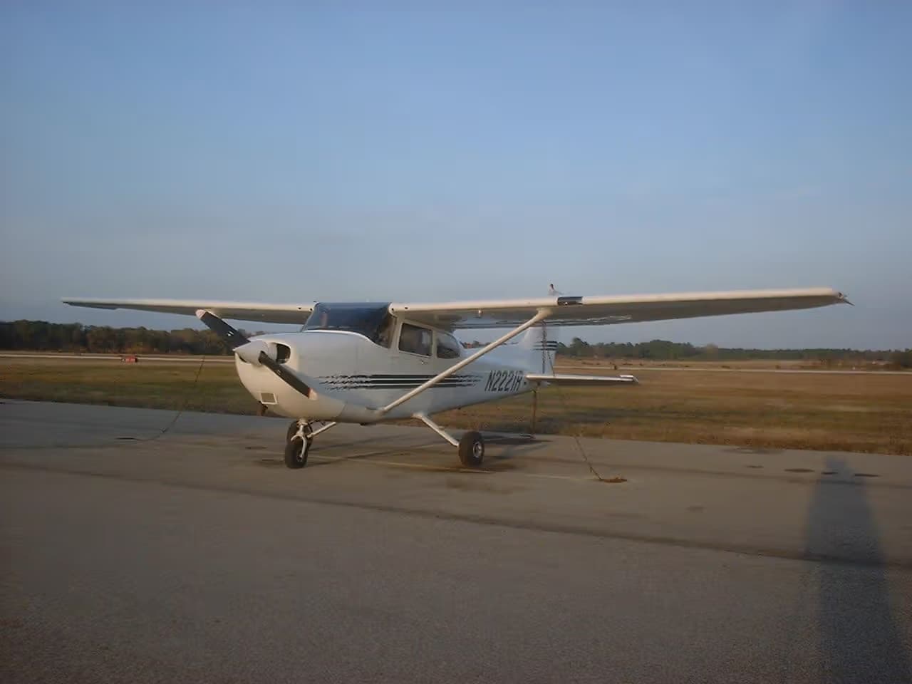 N2221R — Cessna