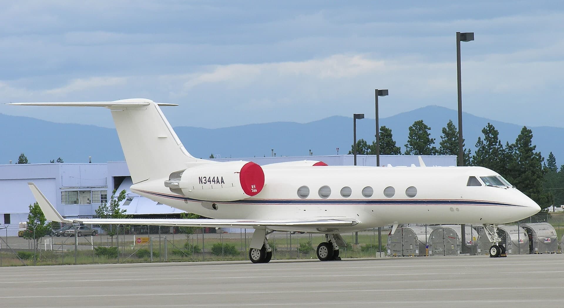 N344AA — Gulfstream