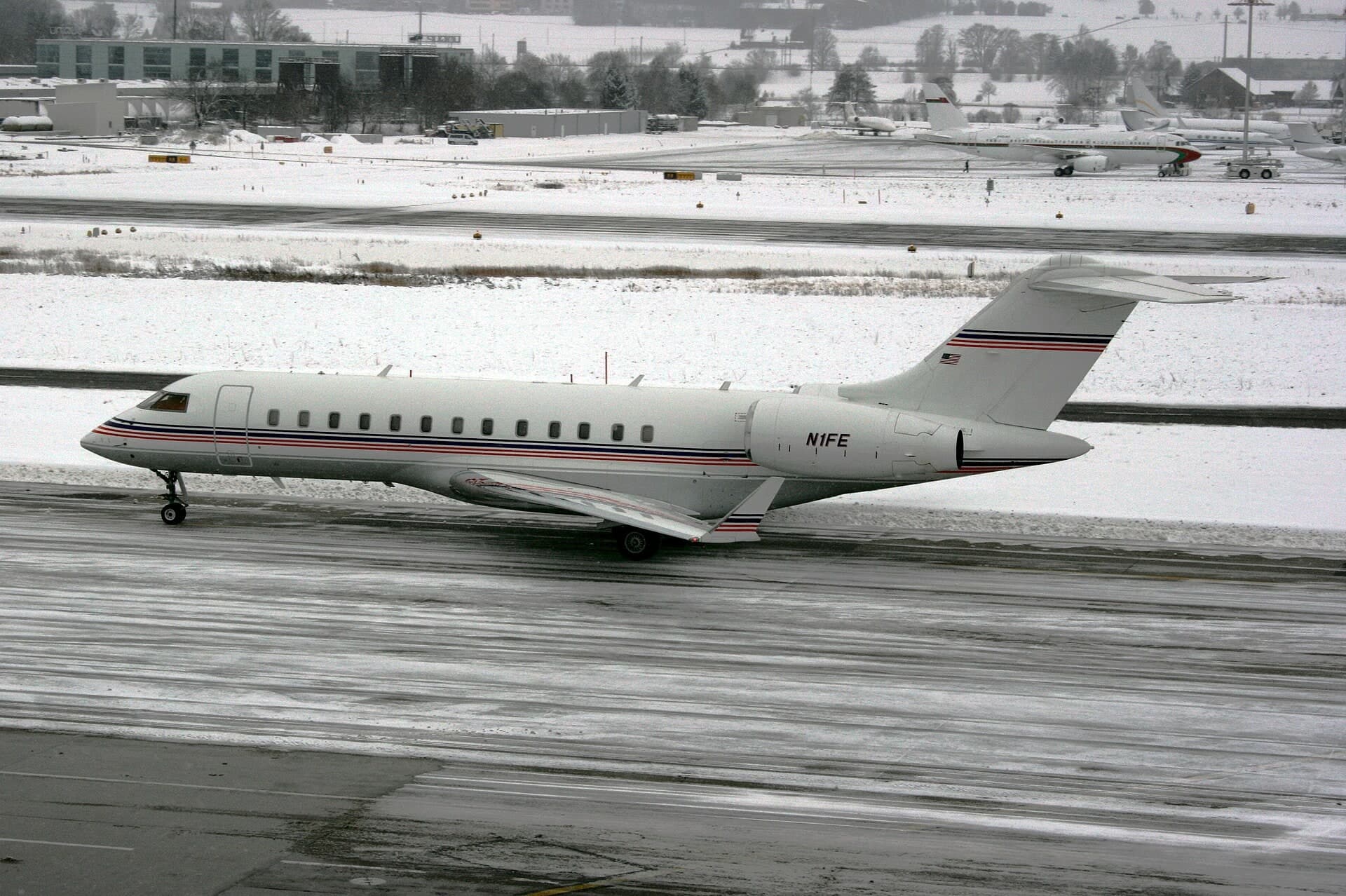 N1FE — Business jet