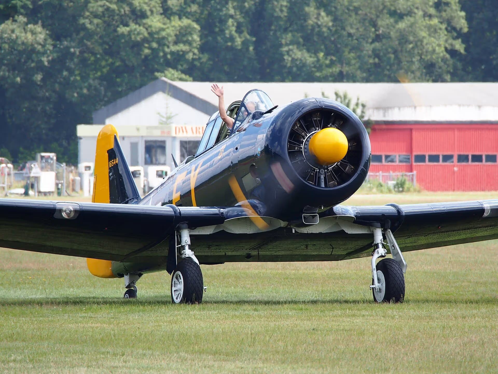 N13FY — Warbird at Hilversum Airfield