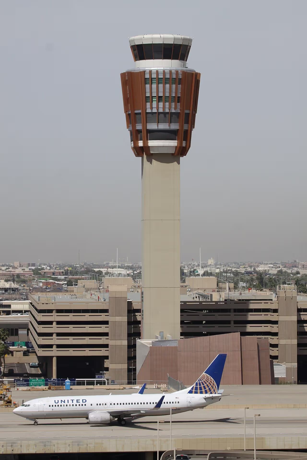 N76522 — Boeing