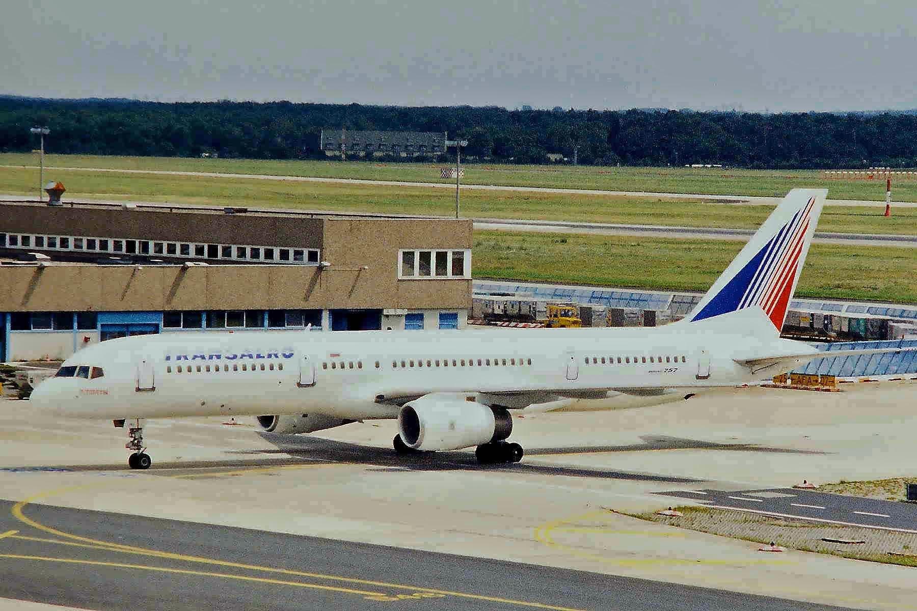 N751LF — Twin-engine aircraft