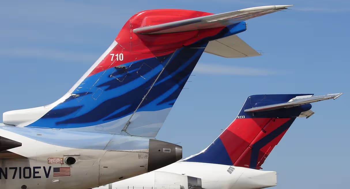 N710EV — Aircraft