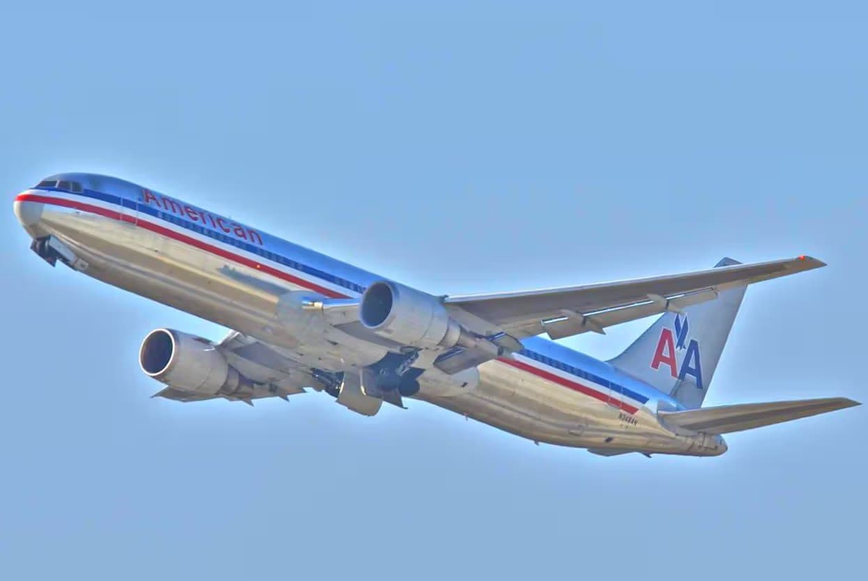 N348AN — Boeing