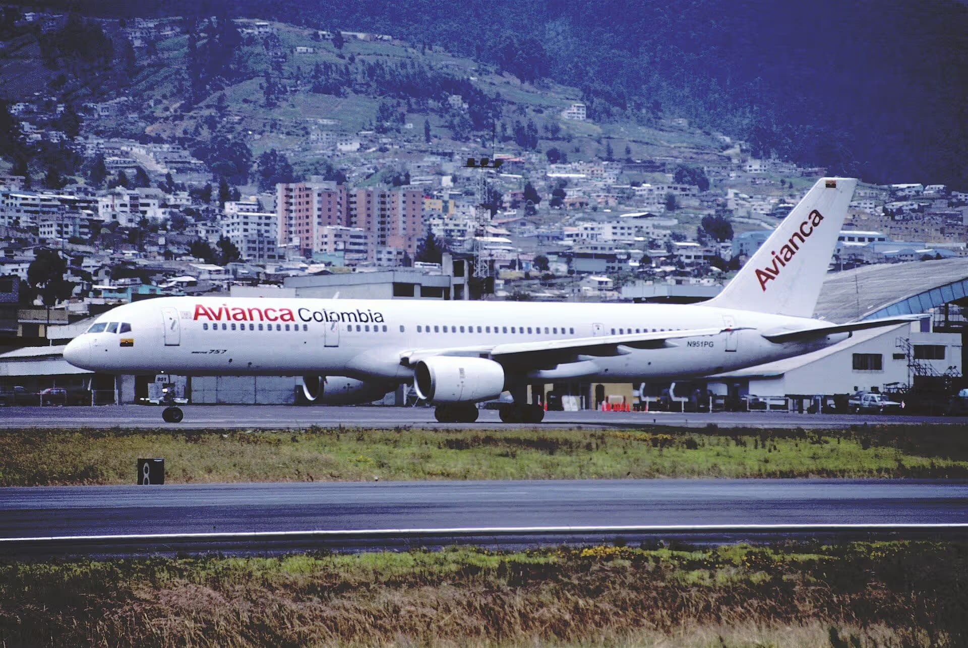 N951PG — Twin-engine aircraft
