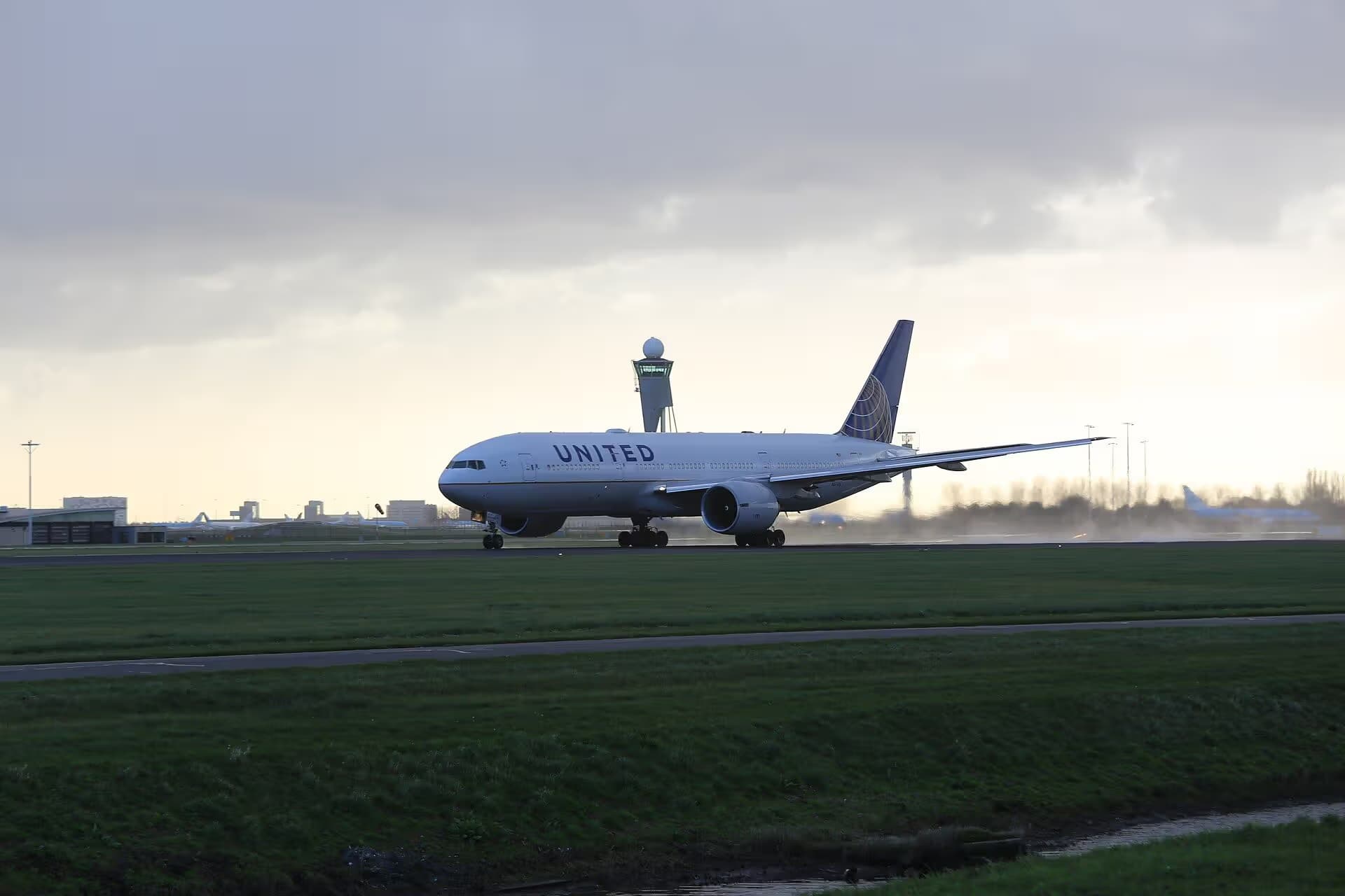 N57016 — Boeing