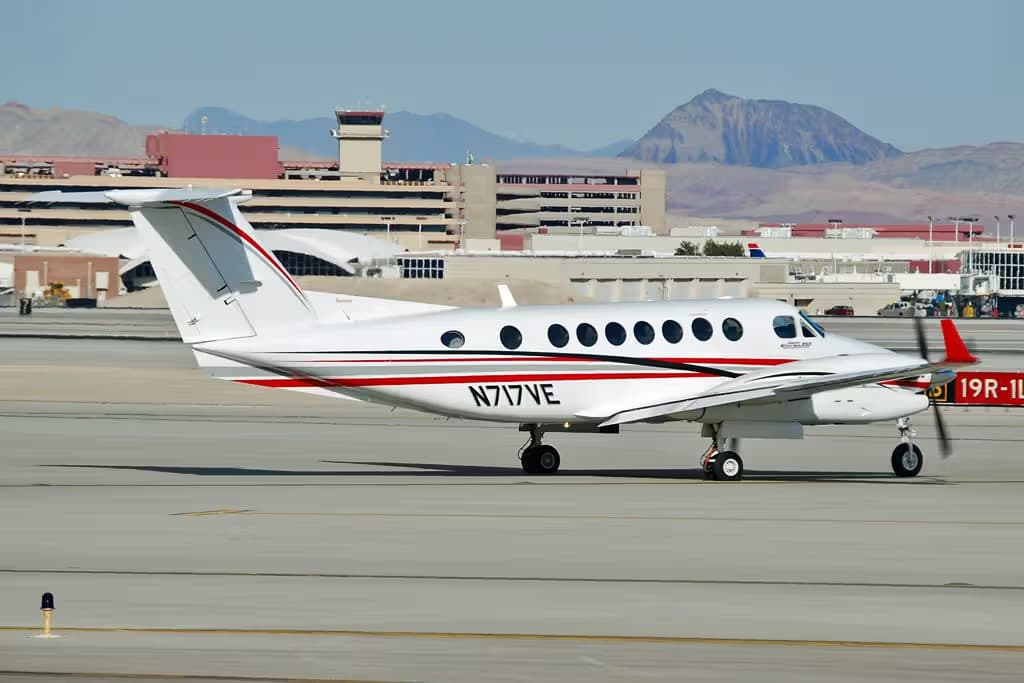 N717VE — Beechcraft