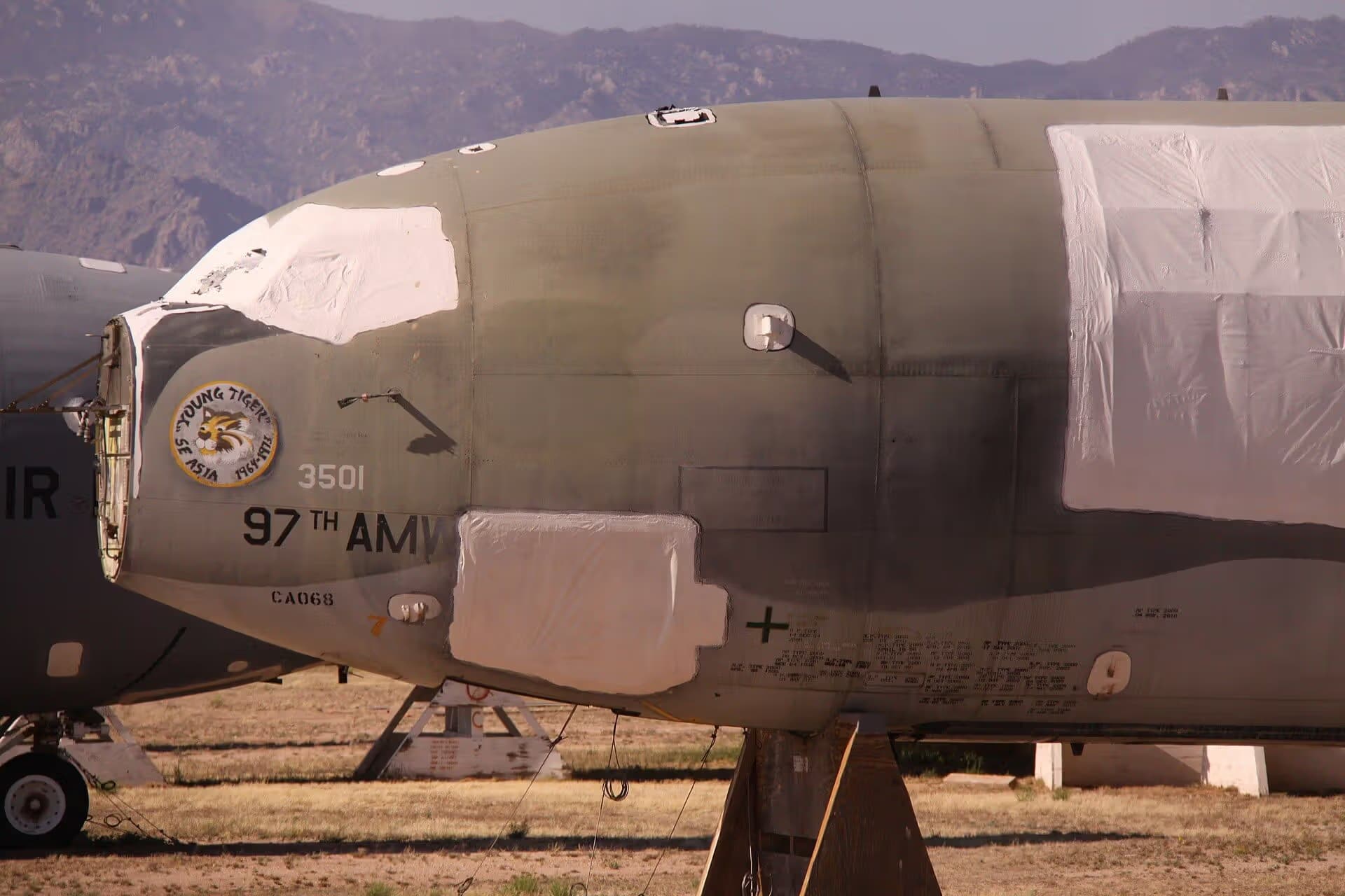 Unidentified — Aircraft