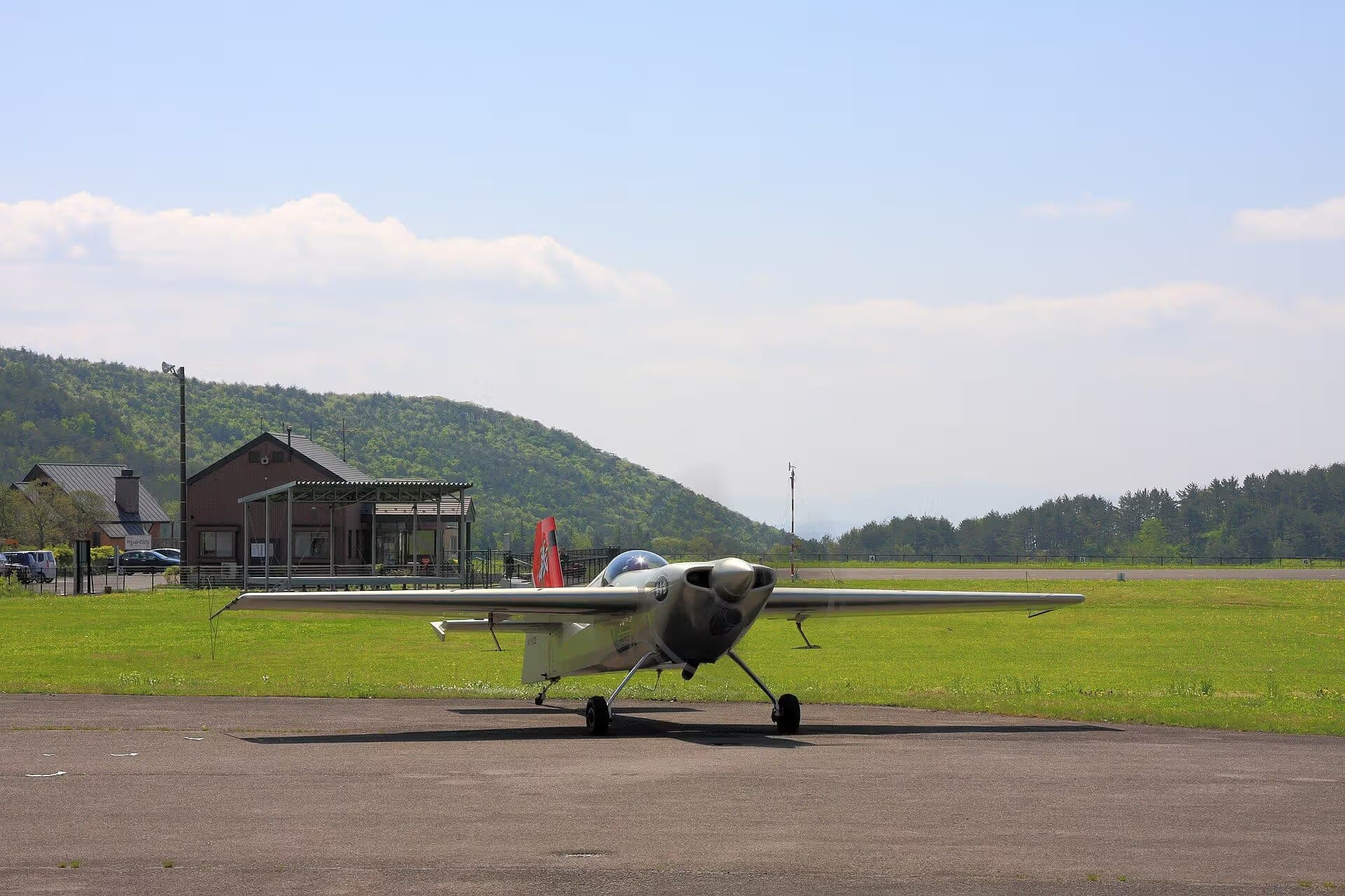 N19ZE — Single-engine aircraft