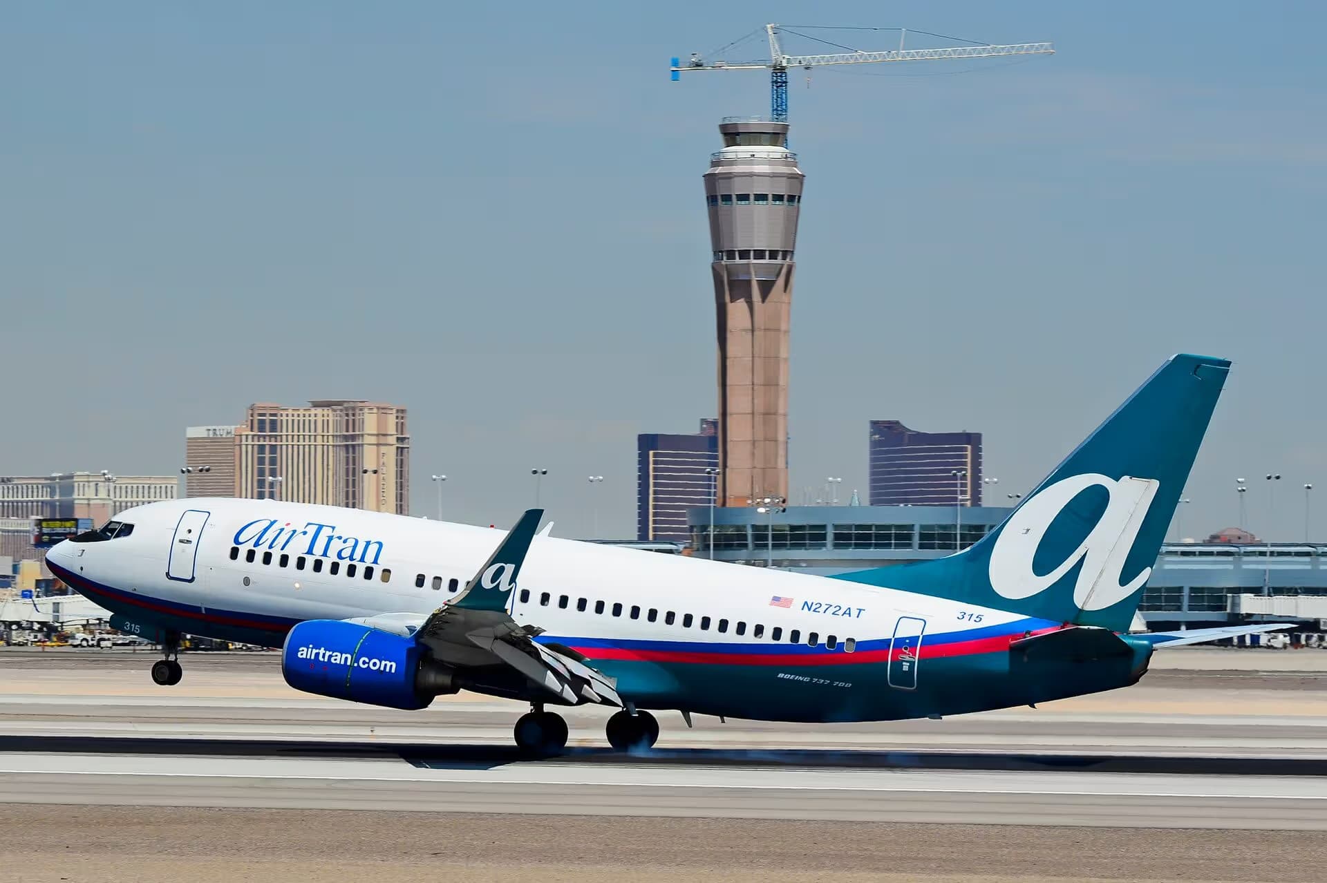 N272AT — Boeing