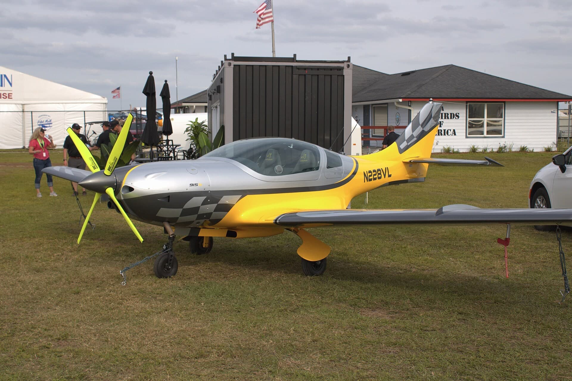 N228VL — Single-engine aircraft