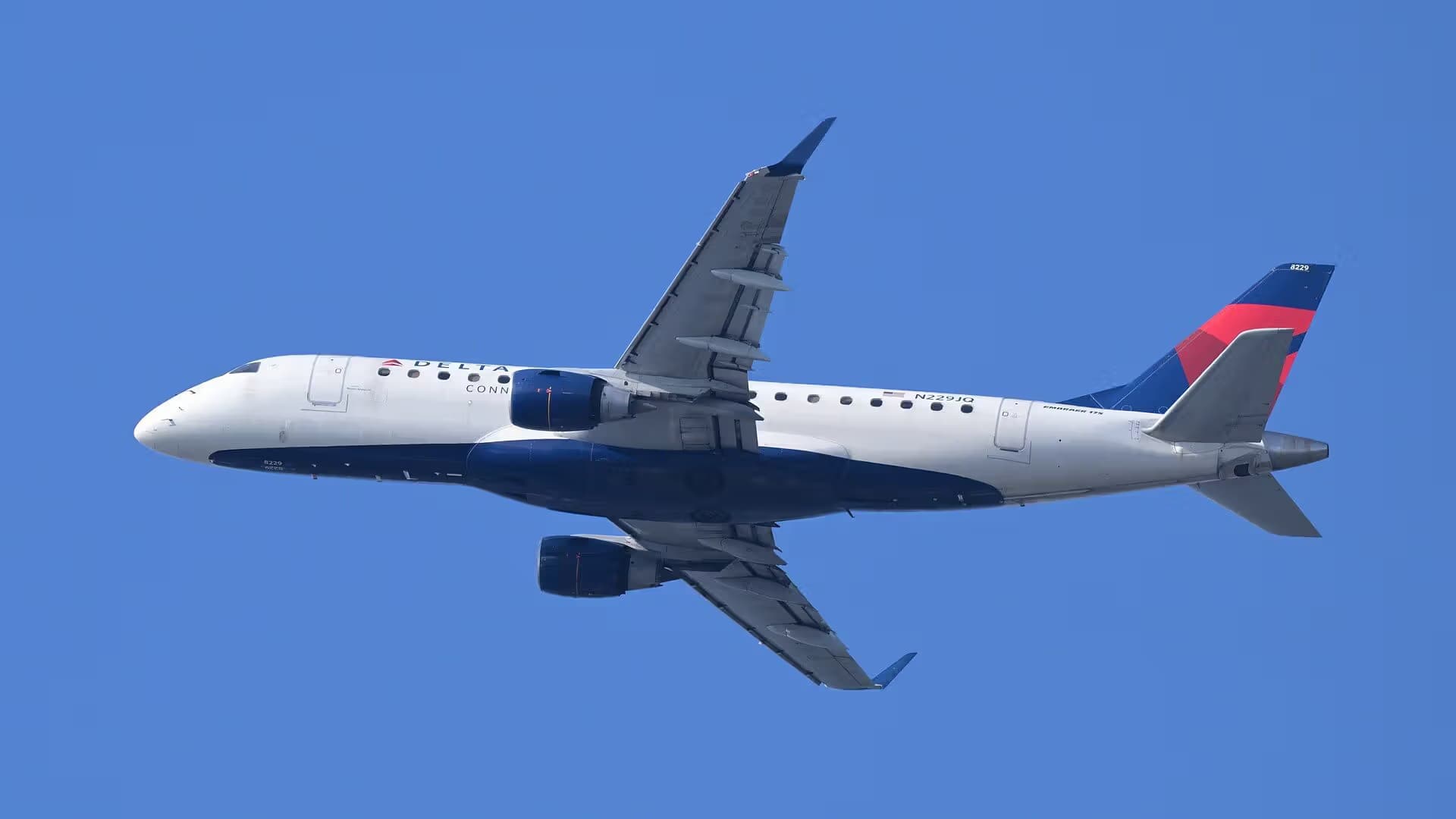 N229JQ — Embraer