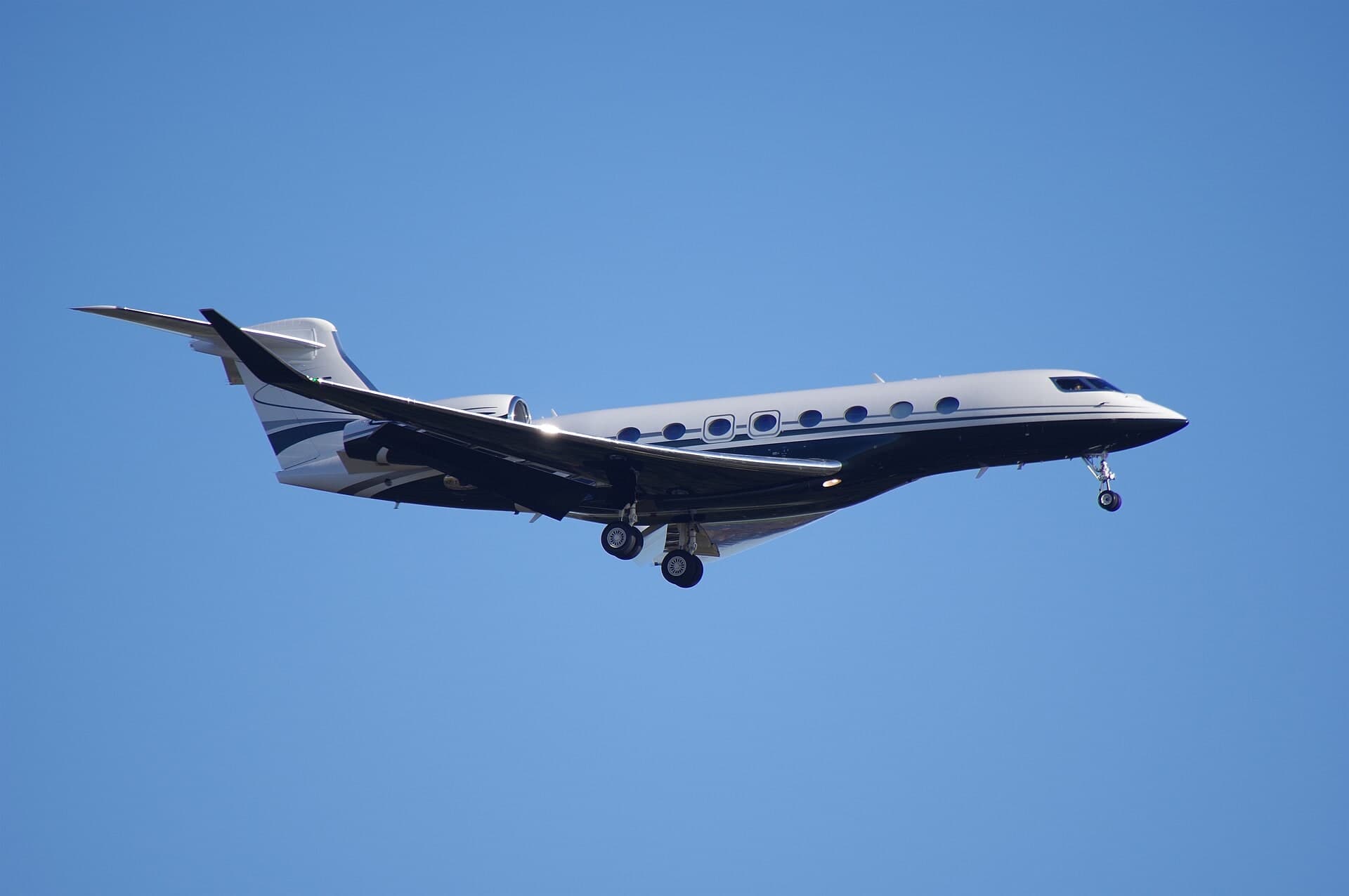 N1F — Business jet