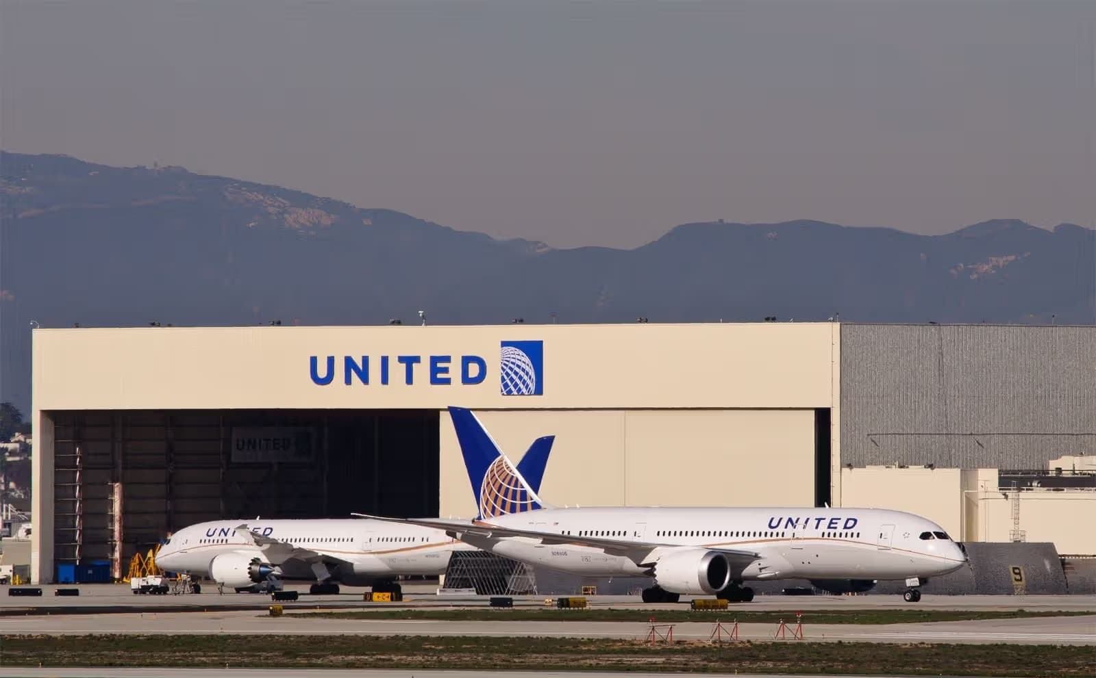 N26902 — Boeing