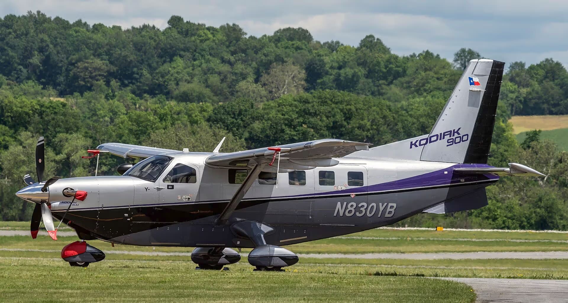 N830YB — Aircraft