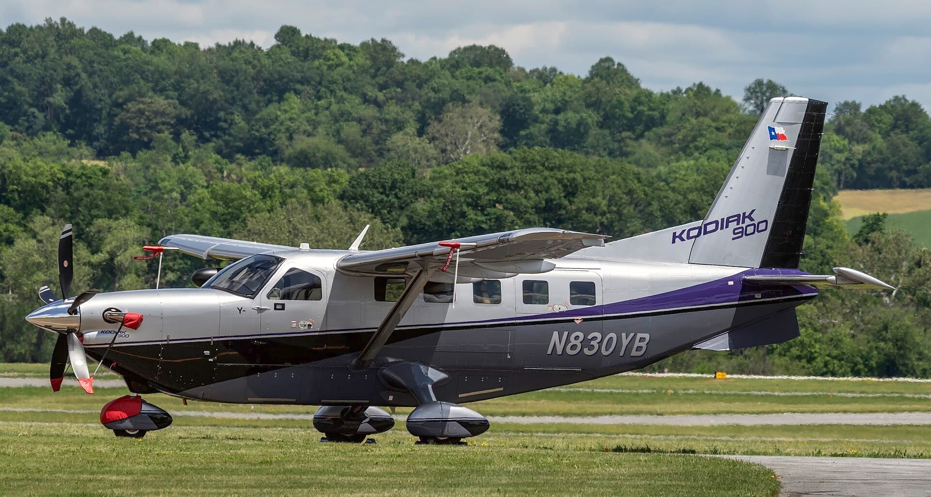 N830YB — Aircraft