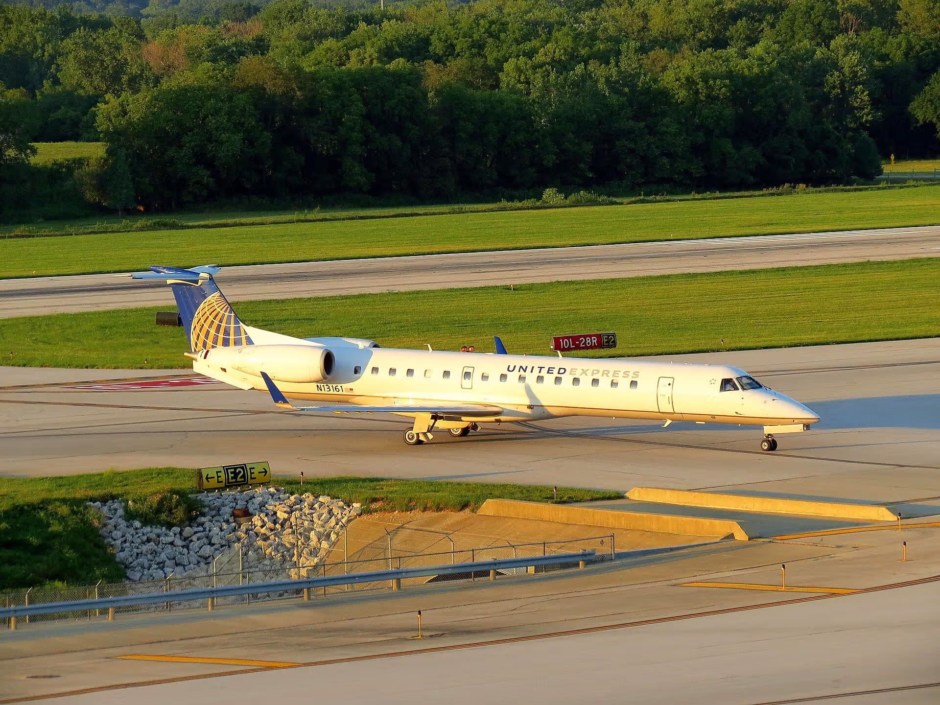 N13161 — Embraer