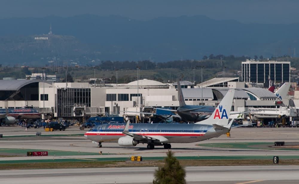N832NN — Boeing